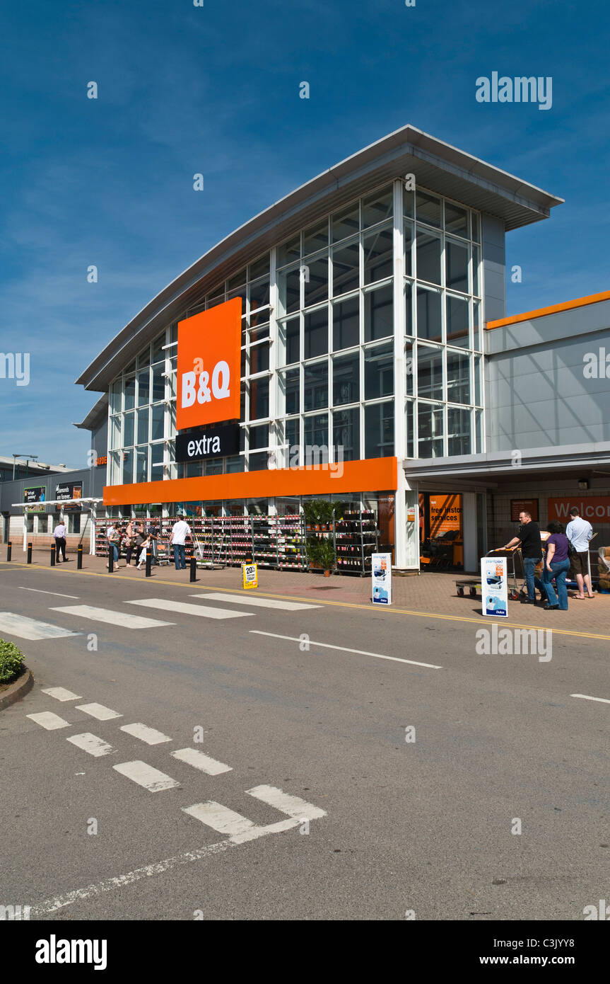 dh HARTCLIFFE BRISTOL BQ Negozio fai-da-te extra nel centro commerciale Imperial Park, parco commerciale, b q Foto Stock