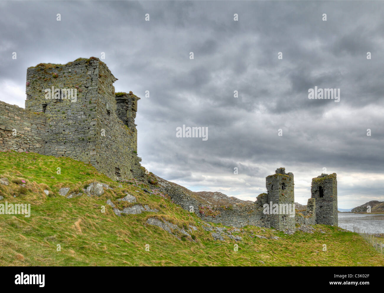 Irlanda, West Cork, vista del castello di tre testa Foto Stock