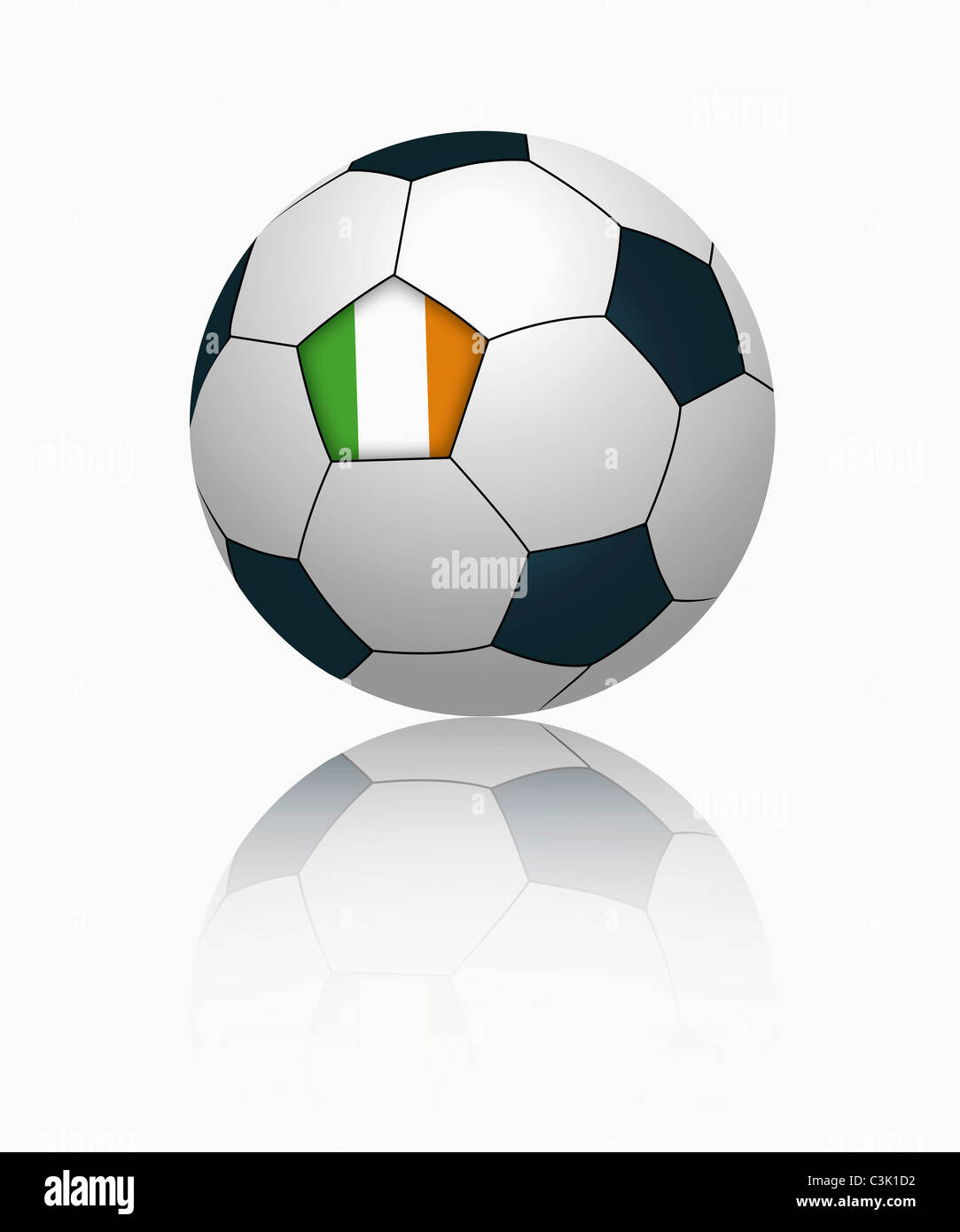 Repubblica di Irlanda bandiera sul calcio, close up Foto Stock