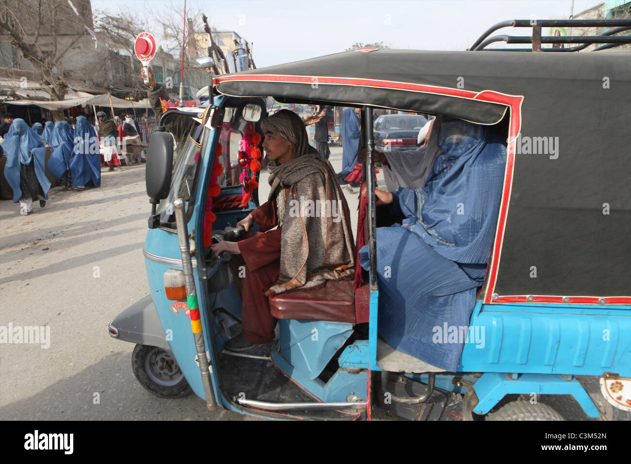 Vita quotidiana sul mercato a Kunduz Foto Stock