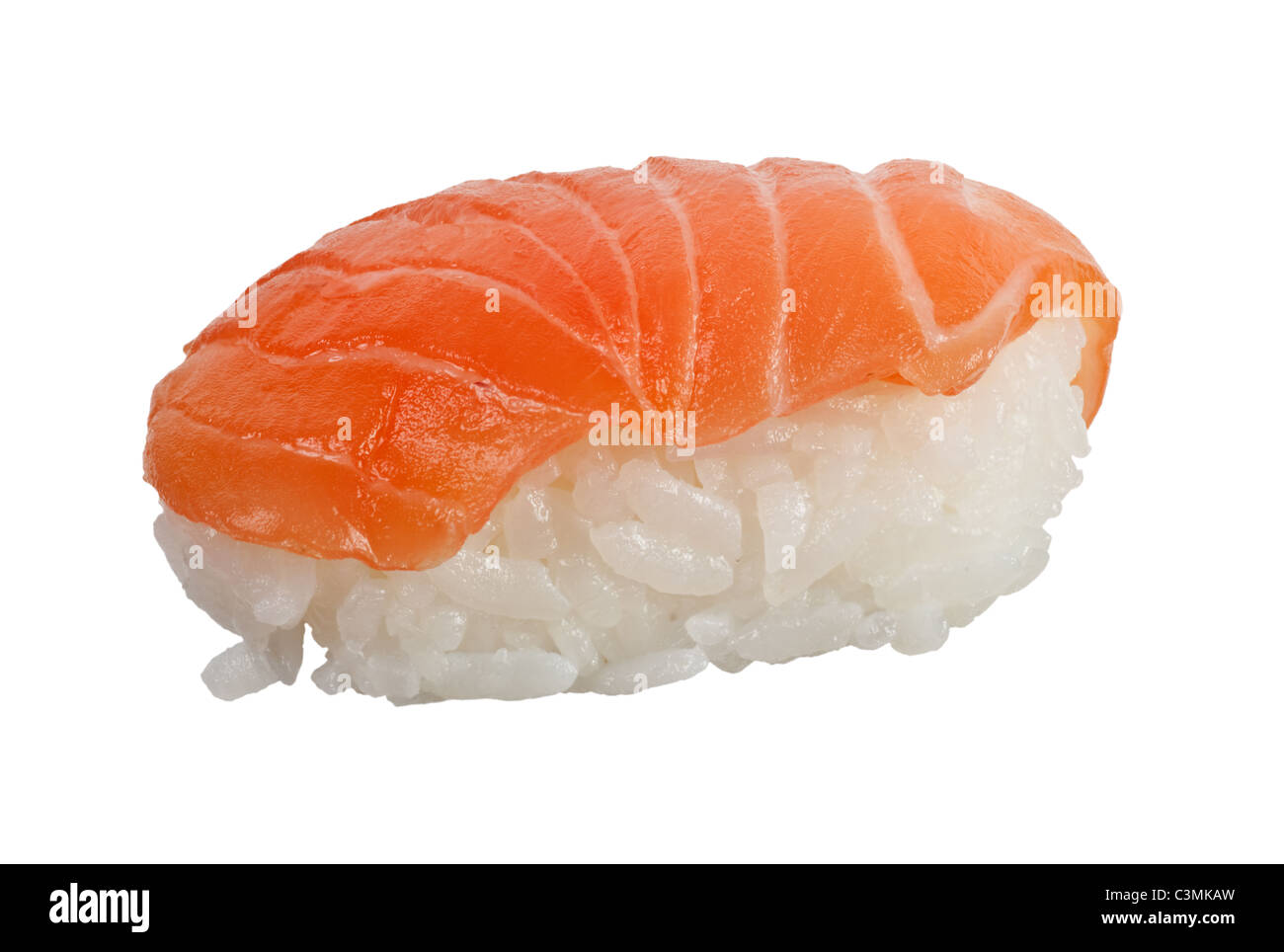 Il cibo giapponese - salmone Nigiri isolati su sfondo bianco Foto Stock