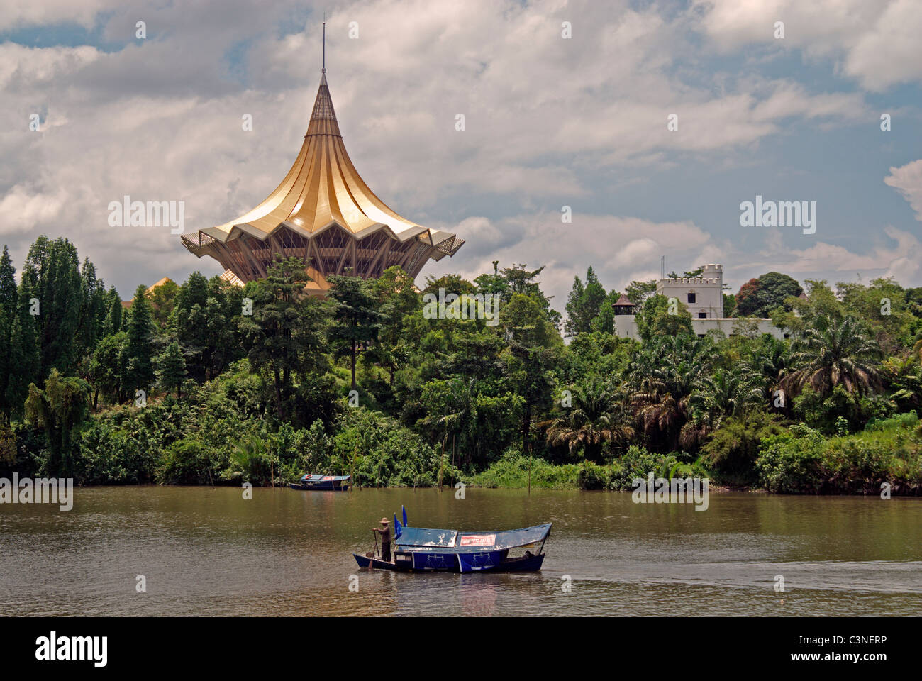 Fiume Sarawak e gruppo di stato e Fort Margherita,Kuching Foto Stock