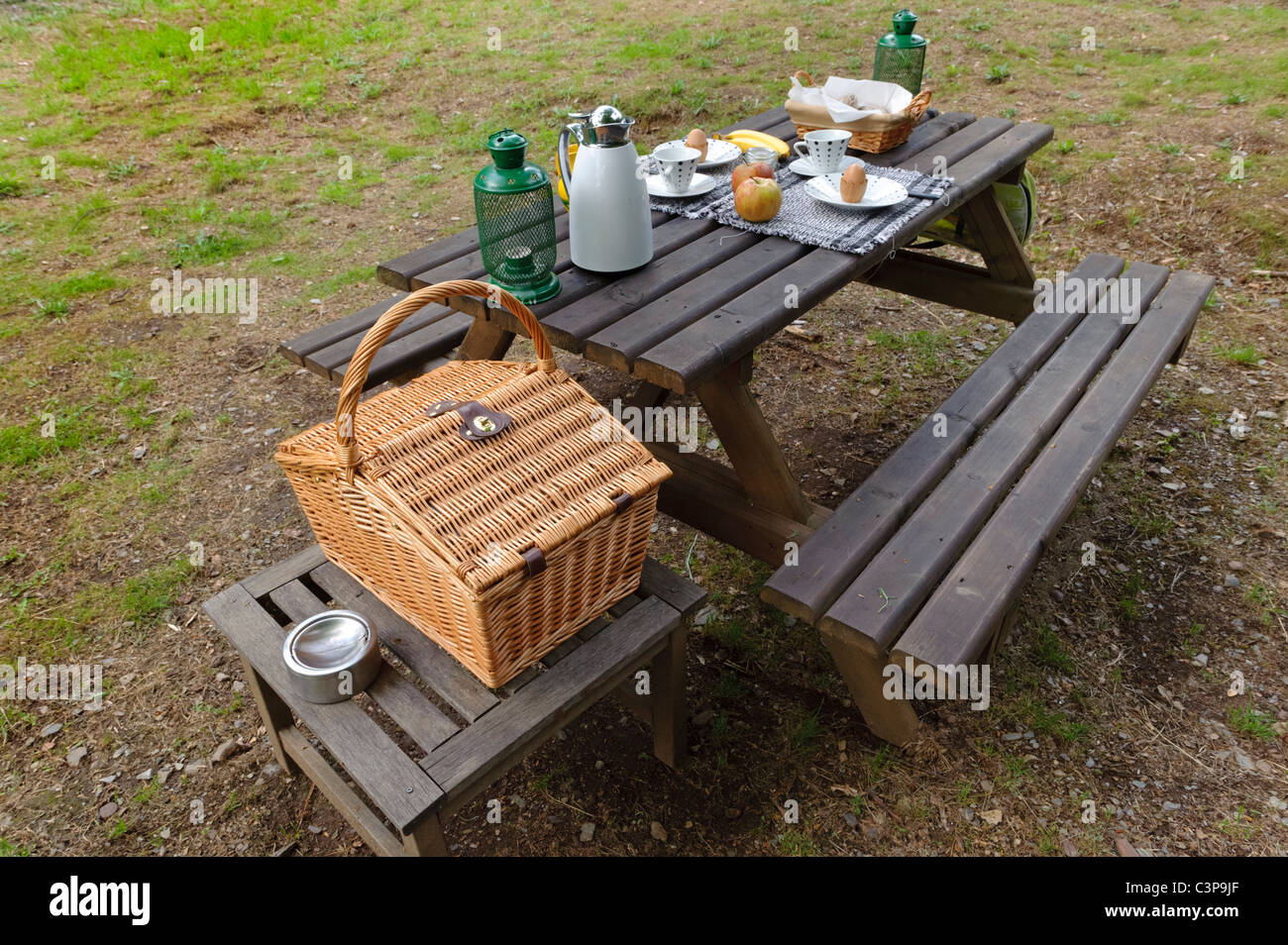 Tavolo da picnic Foto Stock