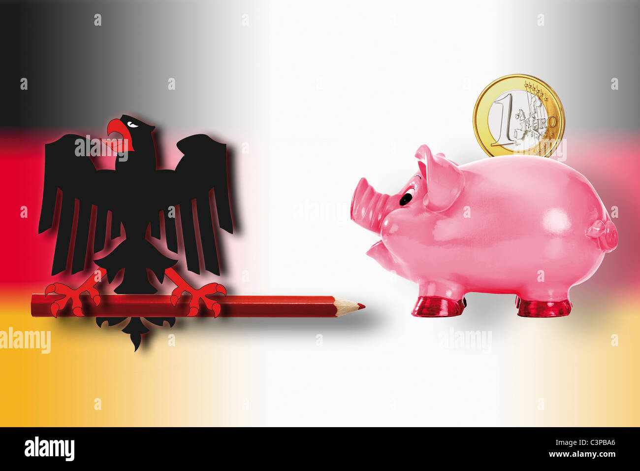 Aquila federale sulla matita rossa con il salvadanaio e monete in euro contro la bandiera tedesca Foto Stock