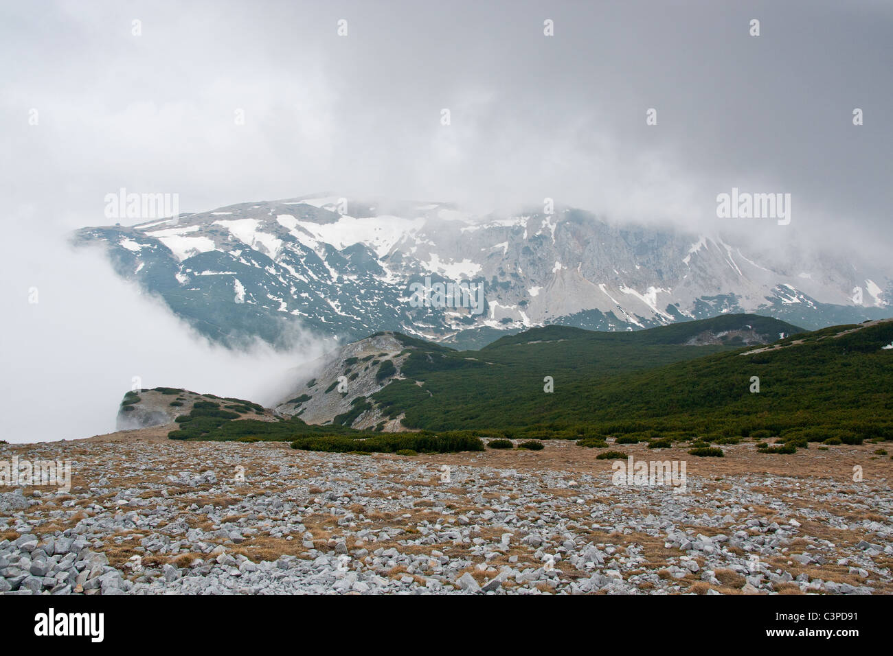 Vista in alpine picchi di montagna - Raxalpe, Austria Foto Stock