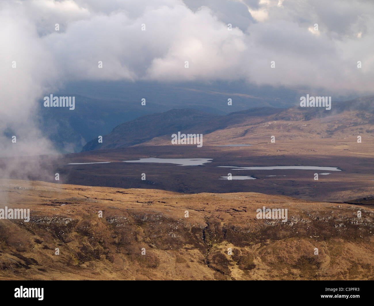 Vista da est Beinn nam Ban vicino a Ullapool, Scozia Foto Stock