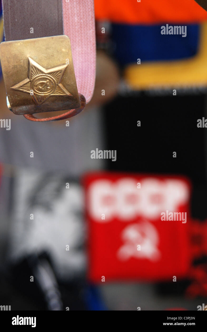 Comunista sovietico souvenir sulla discesa Andriyivskyy street a Kiev, Ucraina Foto Stock