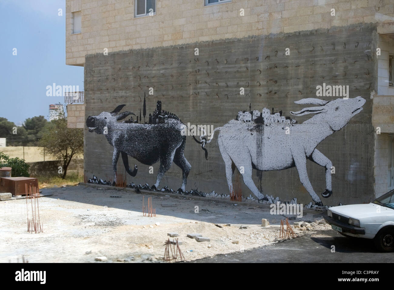Un dipinto graffiti raffiguranti il conflitto arabo-israeliano in Medio Oriente. Foto Stock