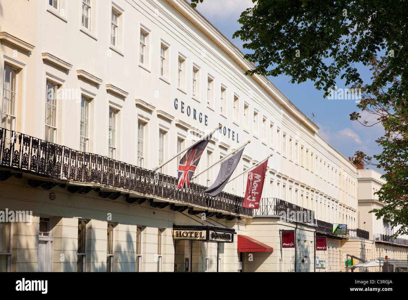 The George Hotel Cheltenham Spa Gloucestershire Inghilterra GB UK EU Europe Foto Stock