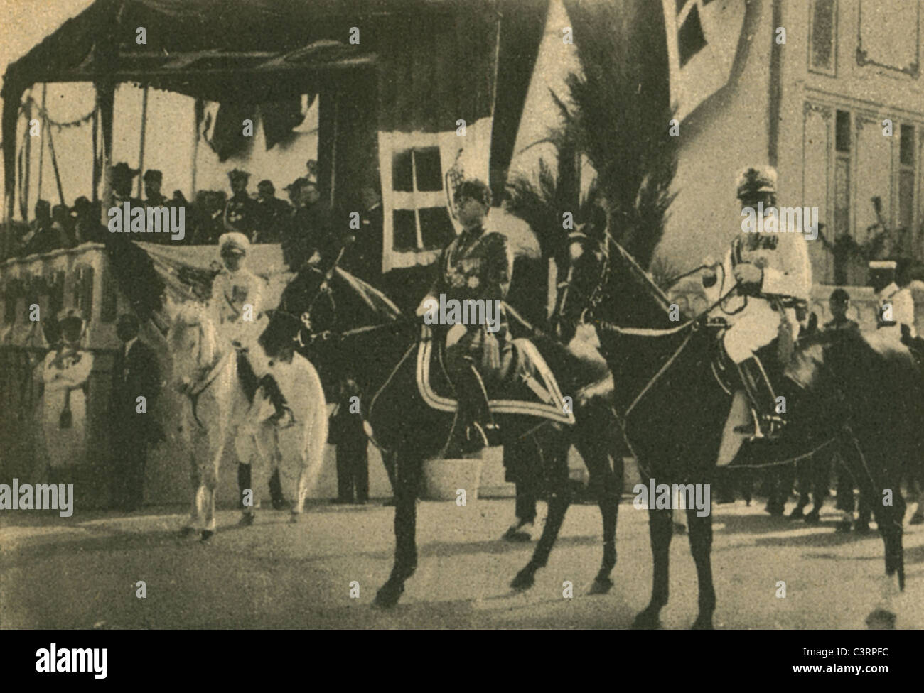 Fotografie del 'Grande Parade' a Tripoli, in Libia sotto occupazione italiana durante il 1930s. Foto Stock