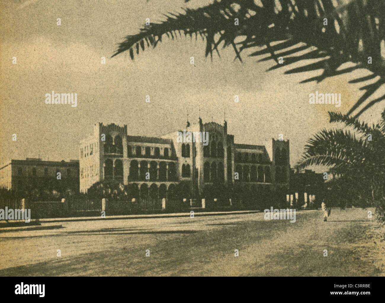 I Governatori house di Tripoli sotto occupazione italiana durante il 1930s. Dal Commissariato per il Turismo in Libia. Foto Stock