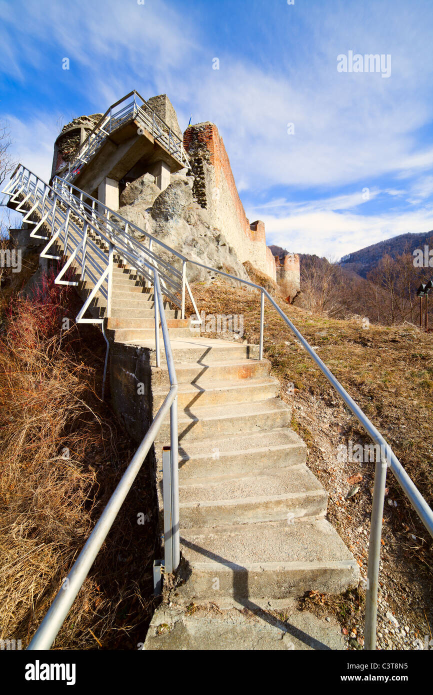 Il castello di Poienari rovine, in Romania - la fortezza di Vlad Tepes (Dracula) Foto Stock