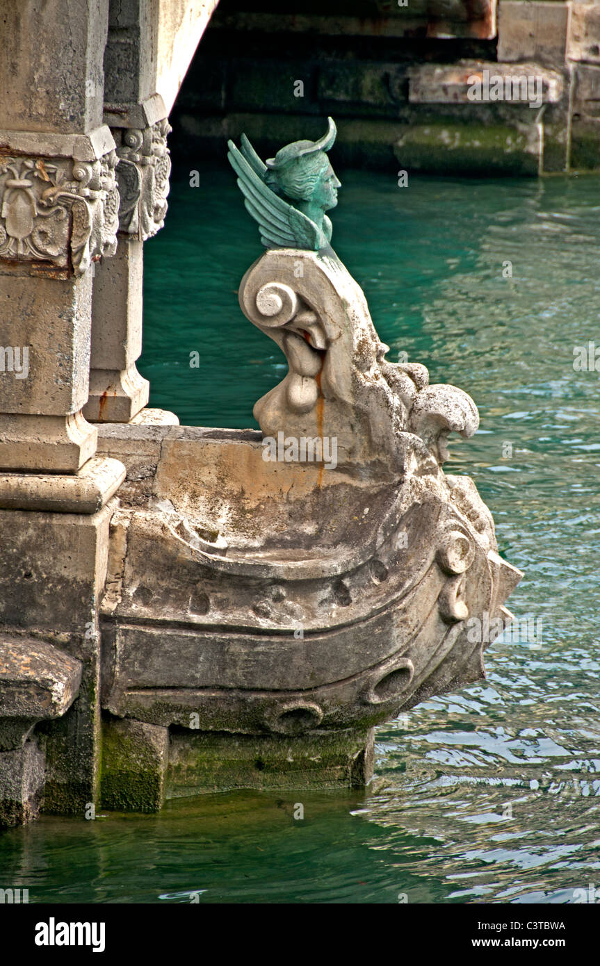 Puenta de Maria Cristina Ponte dell'Urumea Rio San Sebastian Spagna Paese Basco spagnolo della città Foto Stock