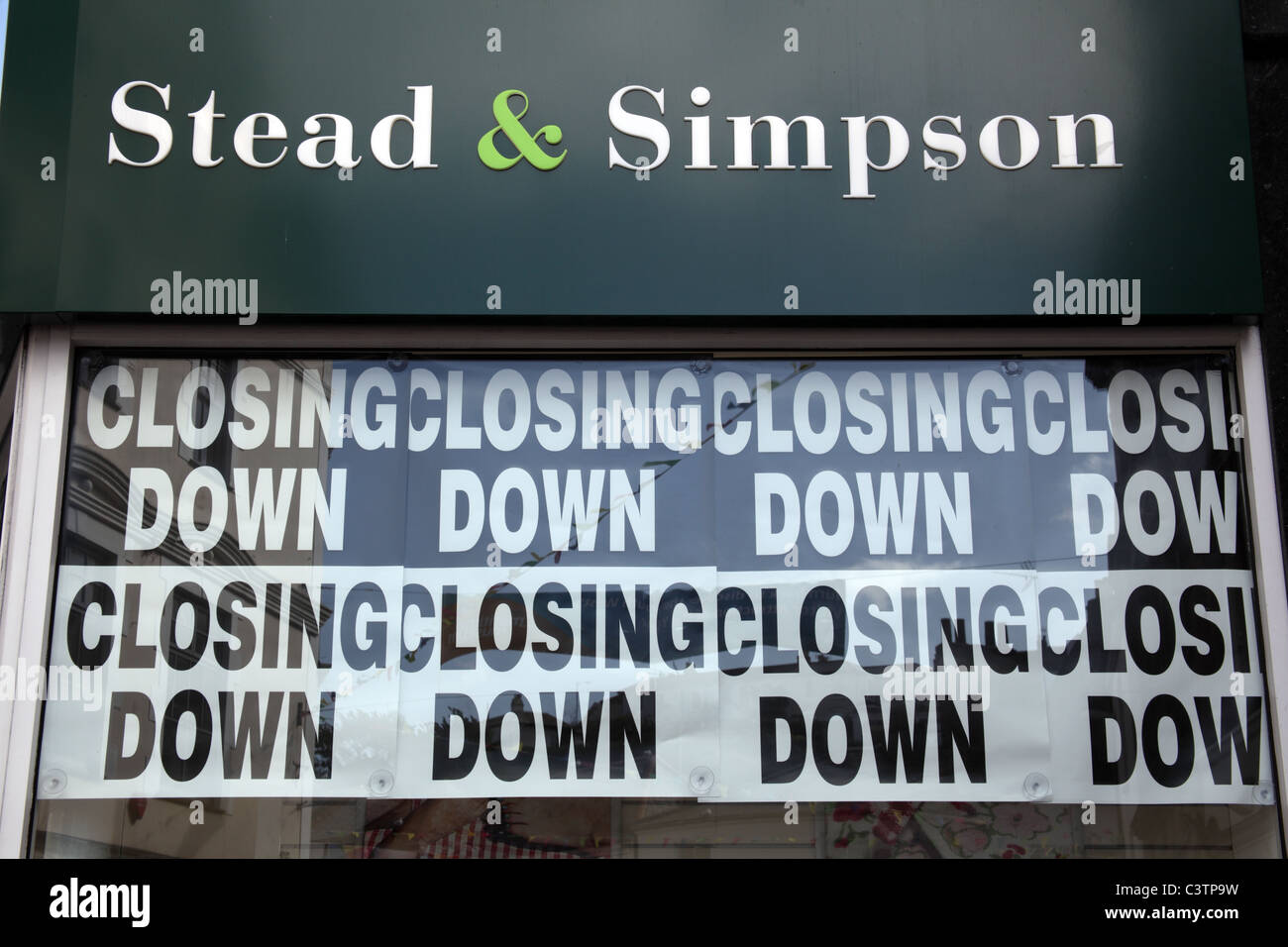 Stead e Simpson Shop chiudendo, Cornwall Foto Stock