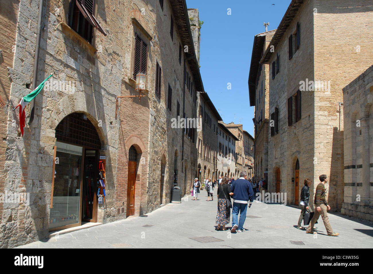Questa è un immagine di San Gimignano, una bellissima medievale cinto da mura in Provenza di siena, Italia. Foto Stock
