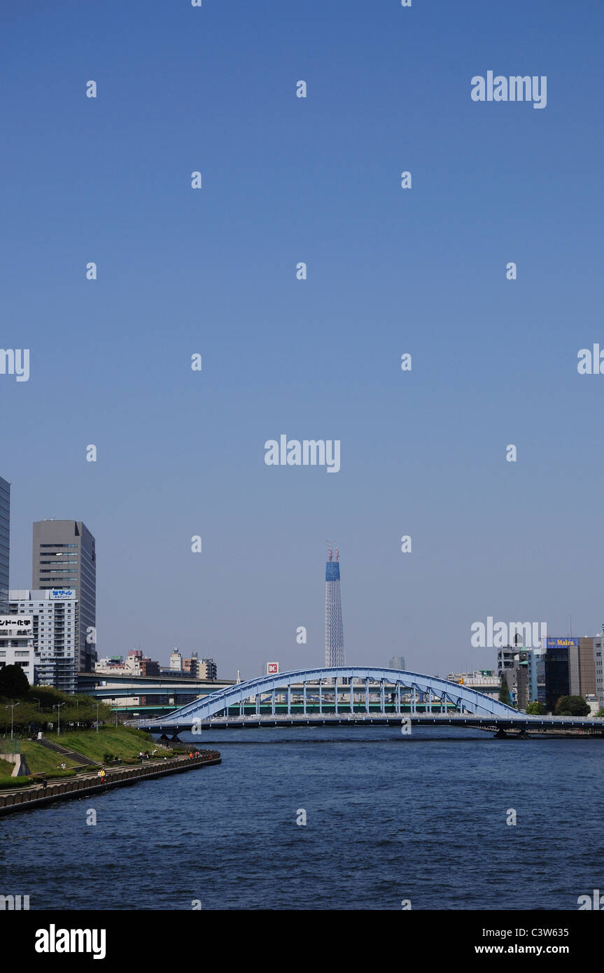 Ponte Eitai e Tokyo Sky Tree Foto Stock