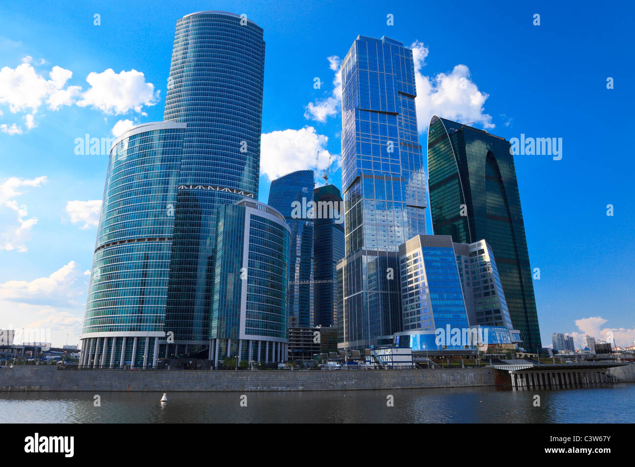 Costruzione di moderni grattacieli centro business a Mosca, in Russia. Foto Stock