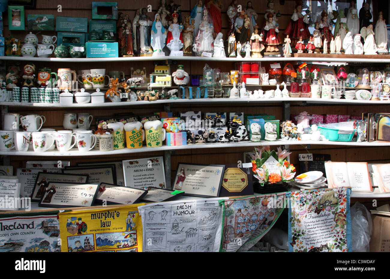 Irish Souvenir Shop a Knock Foto Stock