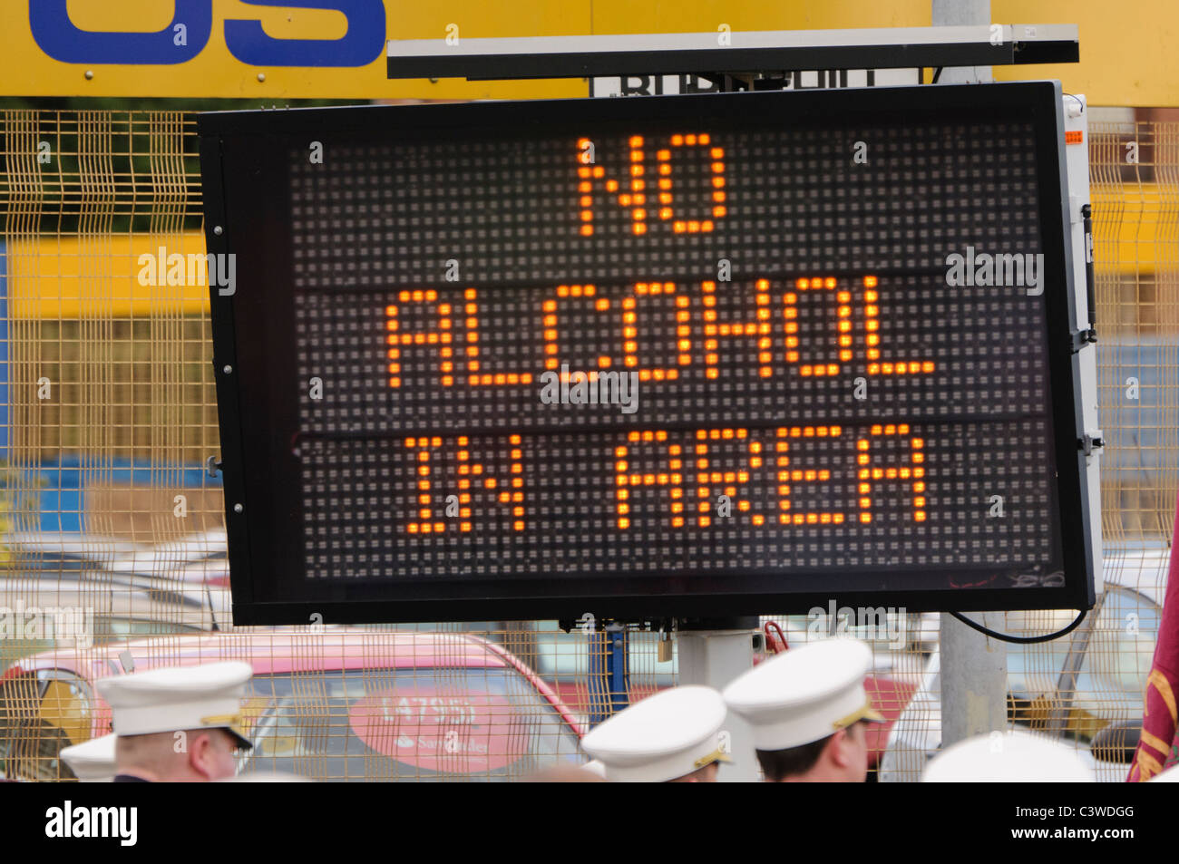 Strada elettronica segno avvertimento "No alcool nell' area Foto Stock