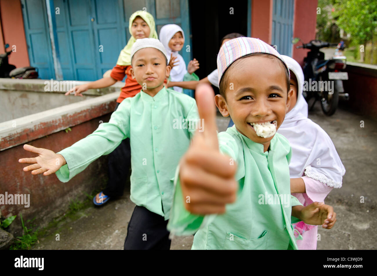 I bambini musulmani in Bali Indonesia Foto Stock
