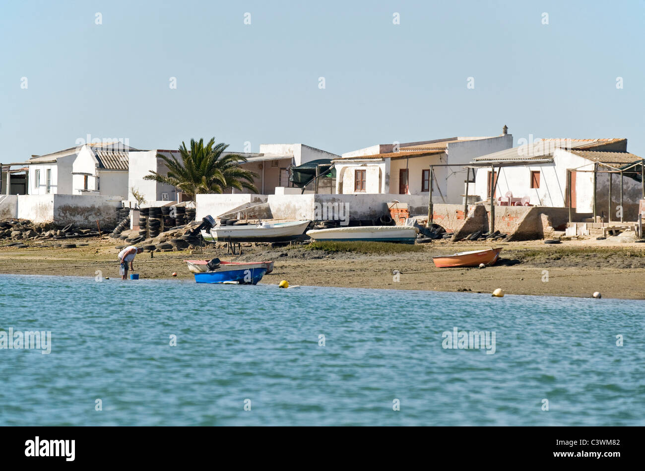Case di pescatori su Ria Formosa Parco Naturale , Faro Algarve , Portogallo Foto Stock