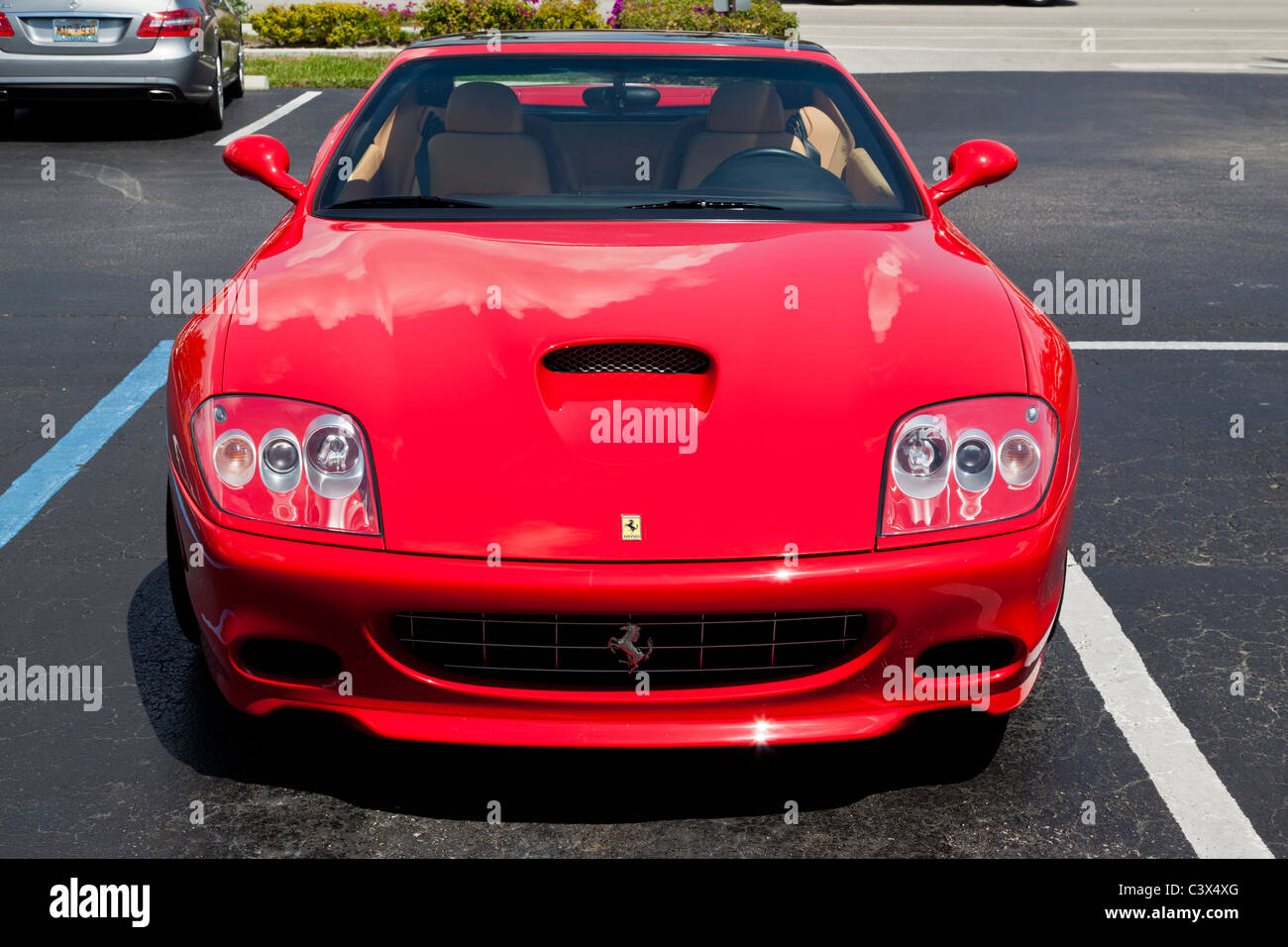 La Ferrari 575M Maranello Superamerica Marco Island, Florida Usa, Costruito 2002 - 2006 Foto Stock - Alamy