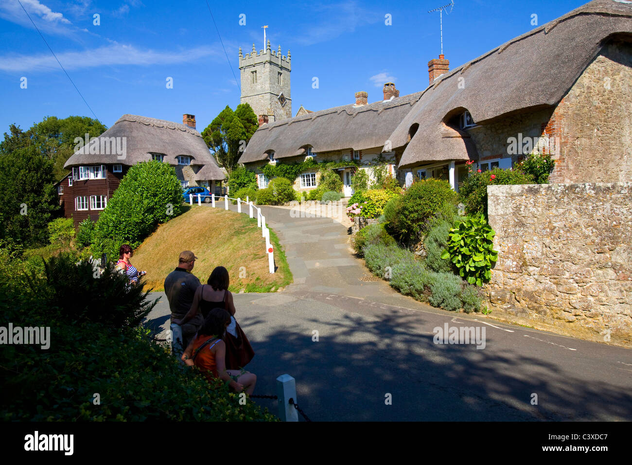 La chiesa, Cottages, Godshill, Isle of Wight, Regno Unito, Foto Stock