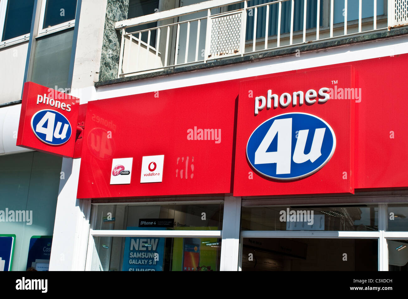 Telefoni cellulari 4u store, Kingston upon Thames, Surrey, Regno Unito Foto Stock