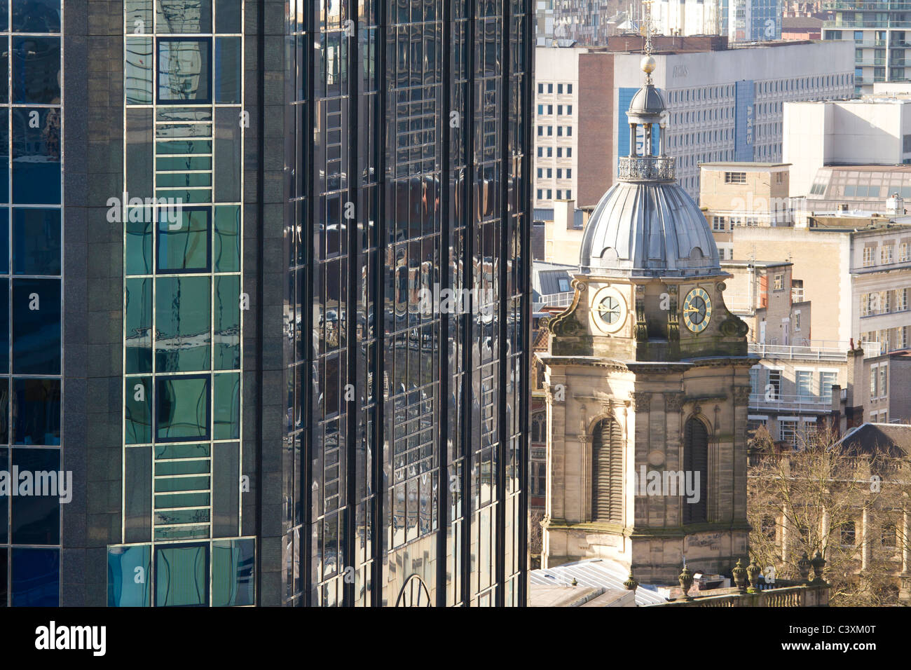 Paesaggio di Birmingham che mostra la Colmore Business District e San Phillips Cattedrale. Foto Stock