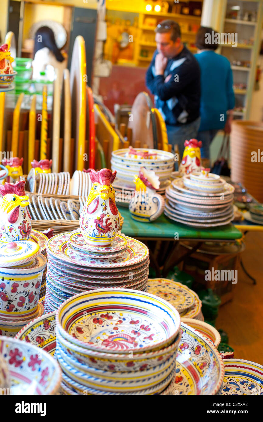 Stati Uniti Virginia VA Middleburg Loudon County Shopping - la creme de la creme - ceramica italiana piatti in ceramica Foto Stock