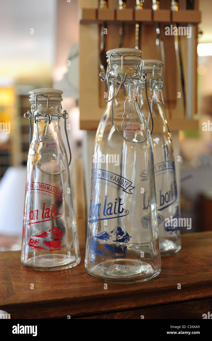 Stati Uniti Virginia VA Middleburg Loudon County Shopping - la creme de la creme - ceramica italiana piatti in ceramica Foto Stock