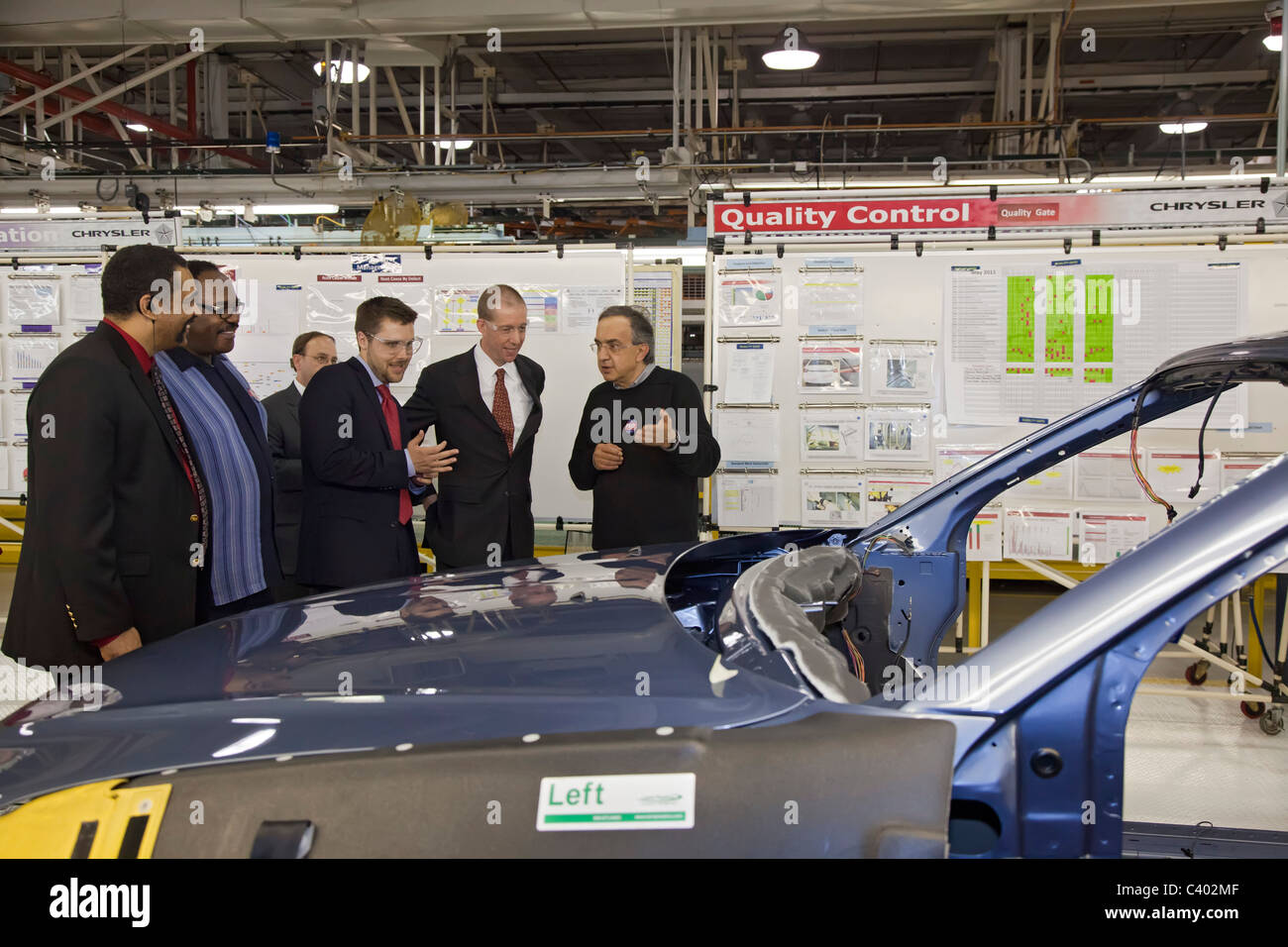 Chrysler celebra il rimborso dei prestiti governativi Foto Stock