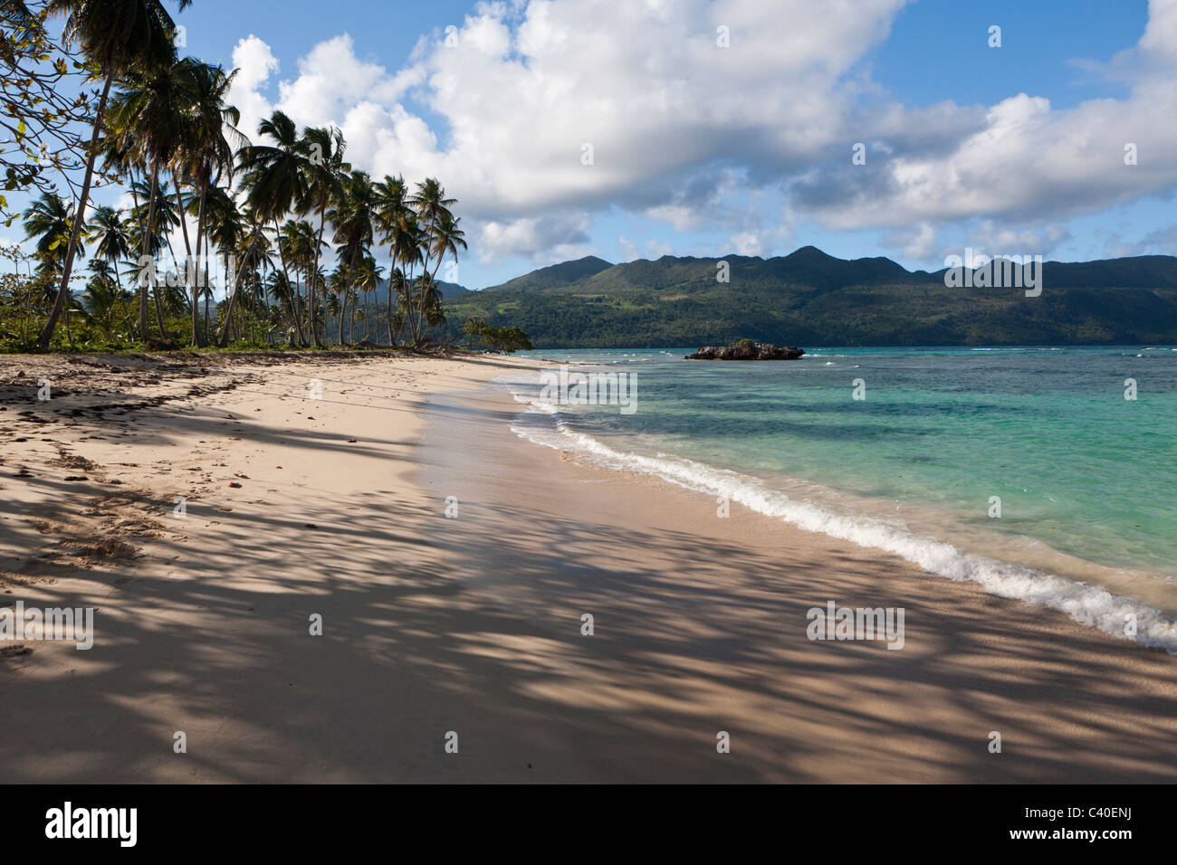 Playa Rincon spiaggia vicino a Las Galeras, penisola di Samana, Repubblica Dominicana Foto Stock