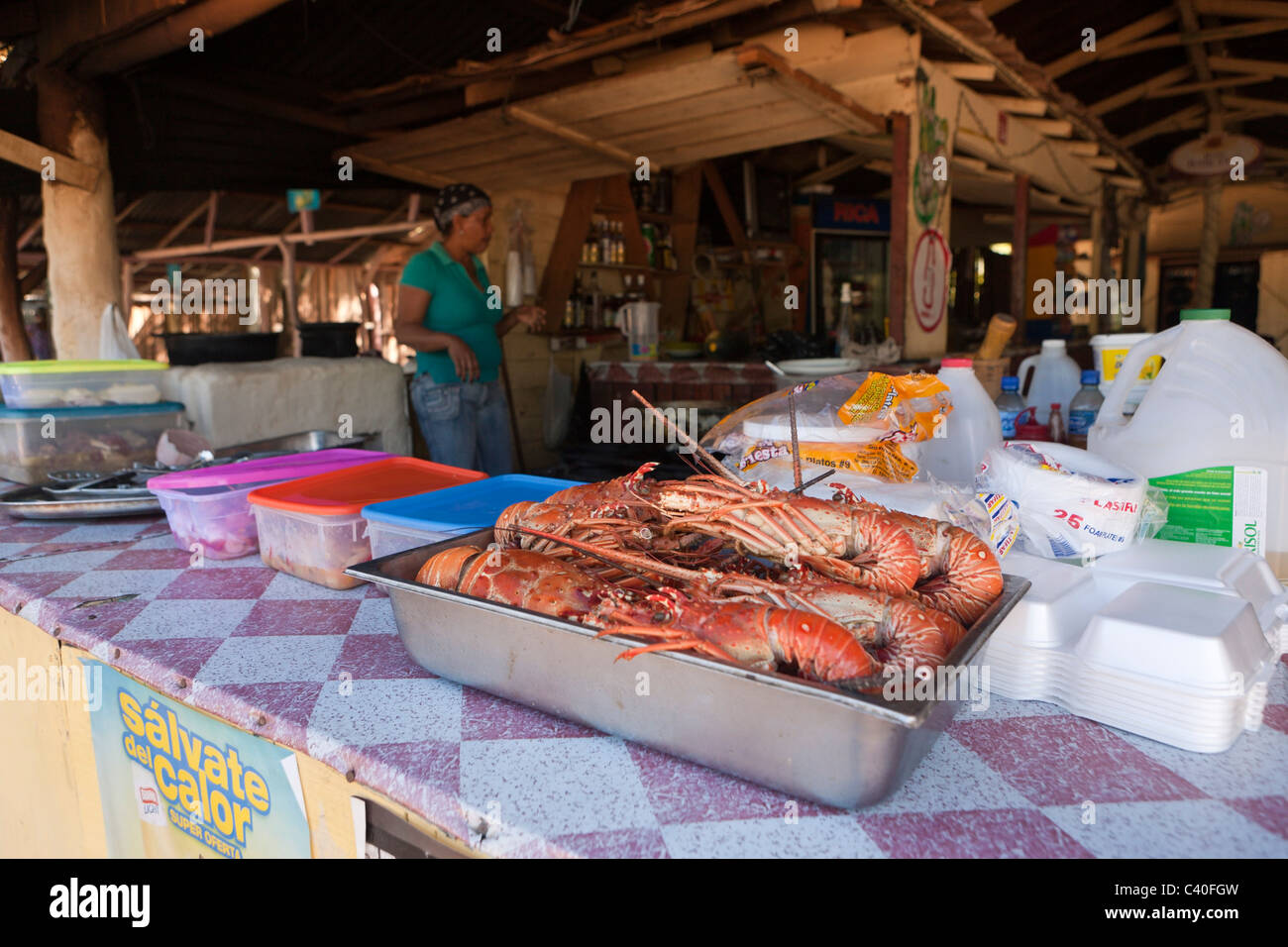 Frutti di mare nel ristorante a Ensenada Beach, Punta Rucia, Repubblica Dominicana Foto Stock