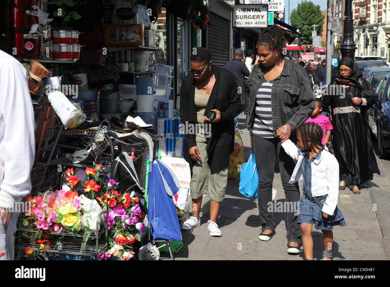 Harlesden, una zona di Londra con uno dei la più grande popolazione di etnia, particolarmente afro-caraibica Foto Stock