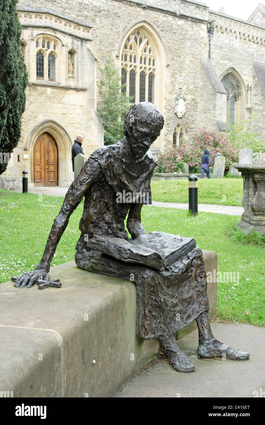 Una statua di bronzo di St Edmund nel collegio motivi di St Edmund Hall, un College di Oxford University Foto Stock