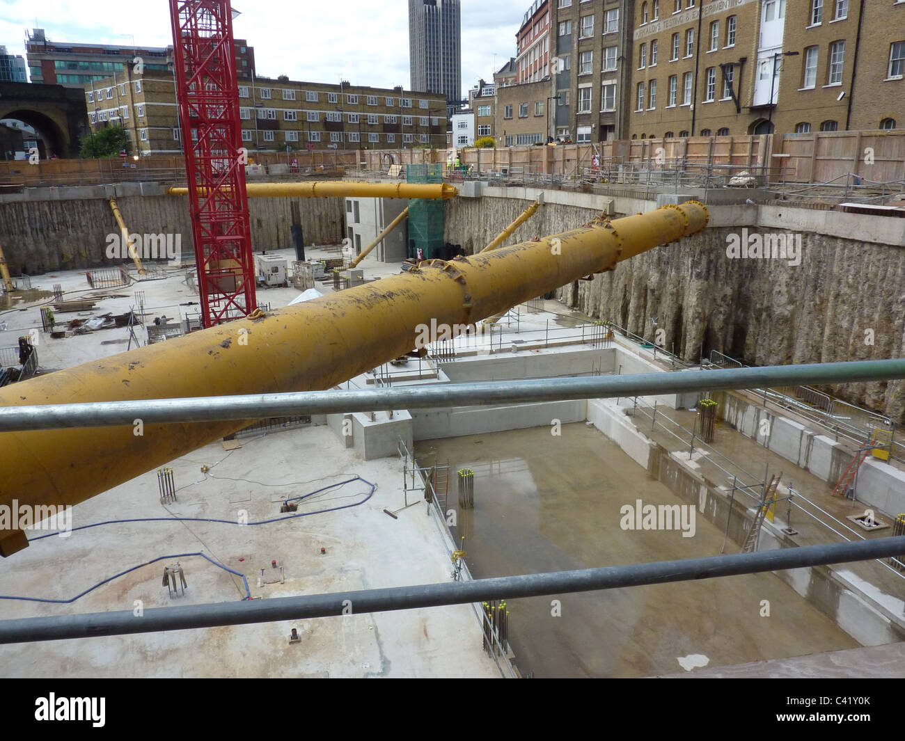 Costruzione di fondazioni vicino a Bankside Tate Gallery di Londra. Foto Tony Gale Foto Stock