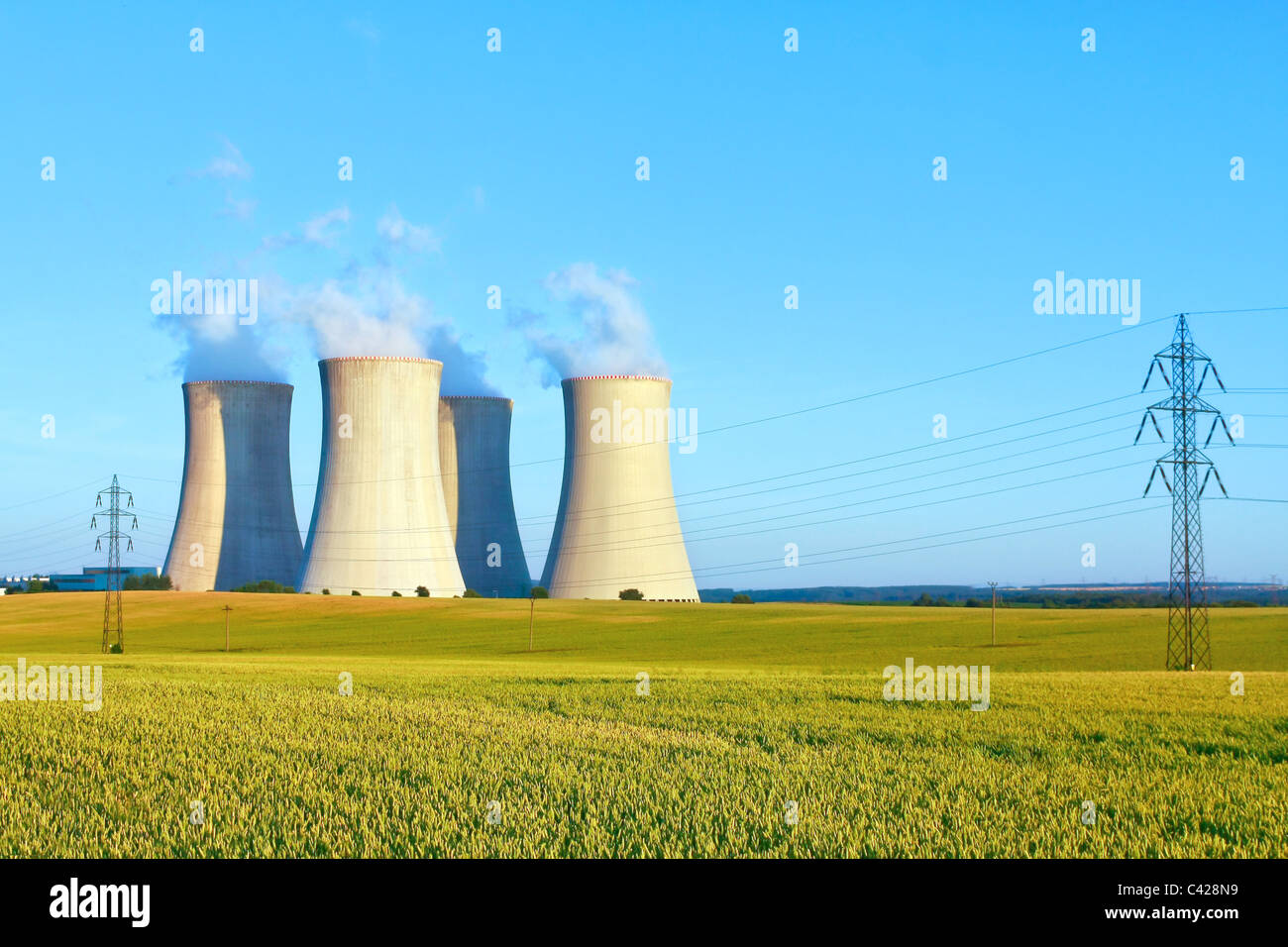 Un impianto ad energia nucleare, Dukovany, Repubblica Ceca Foto Stock