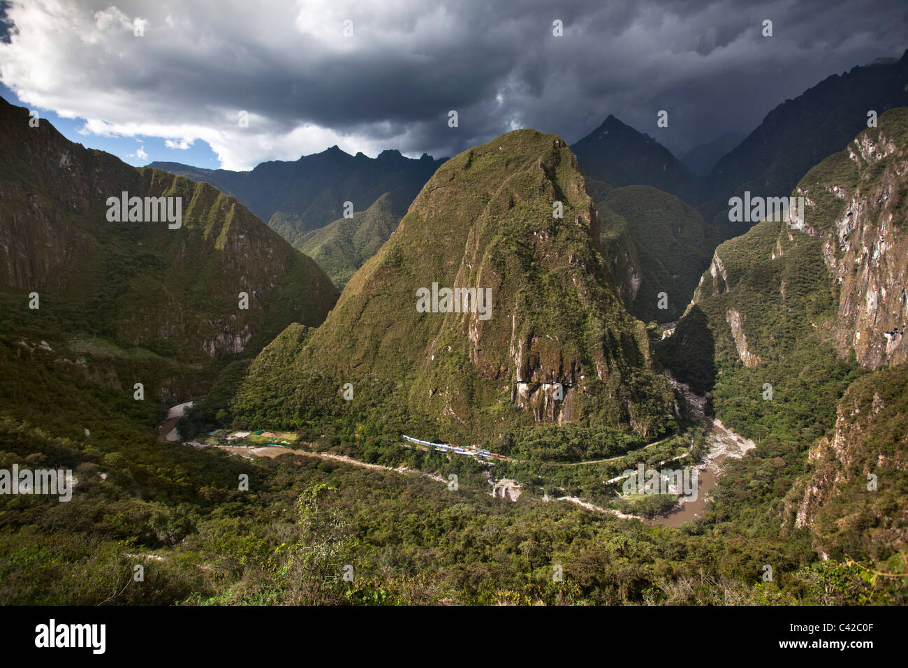 Il Perù, del XV secolo sito Inca situato a 2.430 metri (7,970 ft) sopra il livello del mare. Foto Stock
