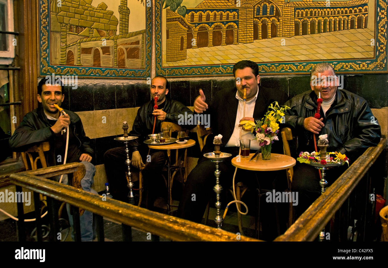 Vecchia di Damasco Siria tubazione acqua Cafe tea coffee house Bazaar Souq Foto Stock