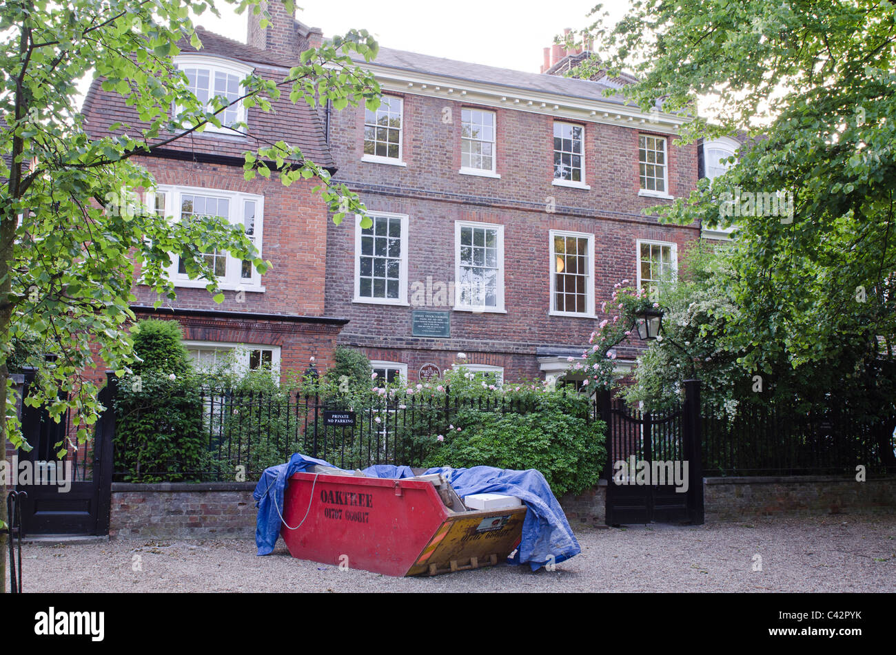 Coleridge del poeta ultima Casa e Kate Moss è di nuovo home 2011 3 il boschetto di Highgate a nord di Londra. Foto Stock