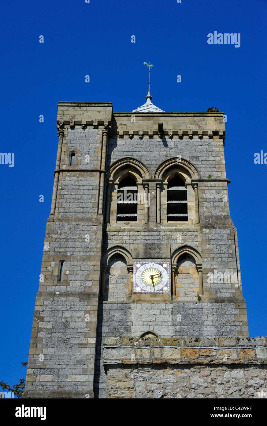 West Tower. Chiesa di San Pietro. Heversham, Cumbria, England, Regno Unito, Europa. Foto Stock