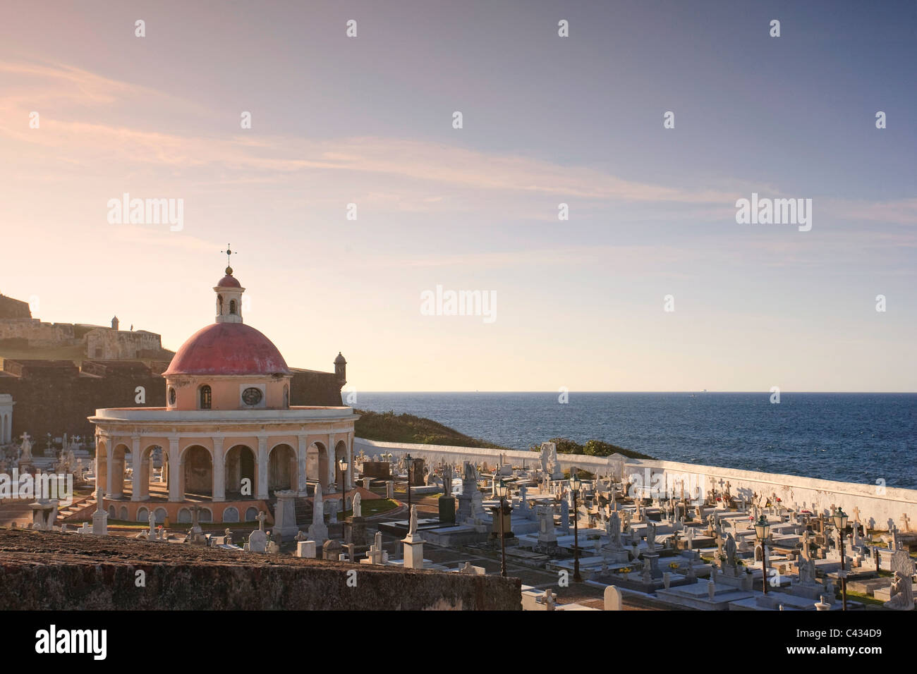 Stati Uniti d'America, Caraibi, Puerto Rico, San Juan, Città Vecchia, Santa Maria Magdalena de Pazzis cimitero Foto Stock