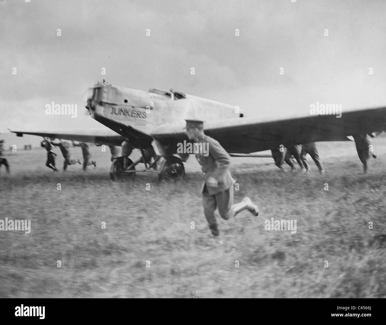 Lo sbarco della macchina Junkers 'l'Europa", 1928 Foto Stock