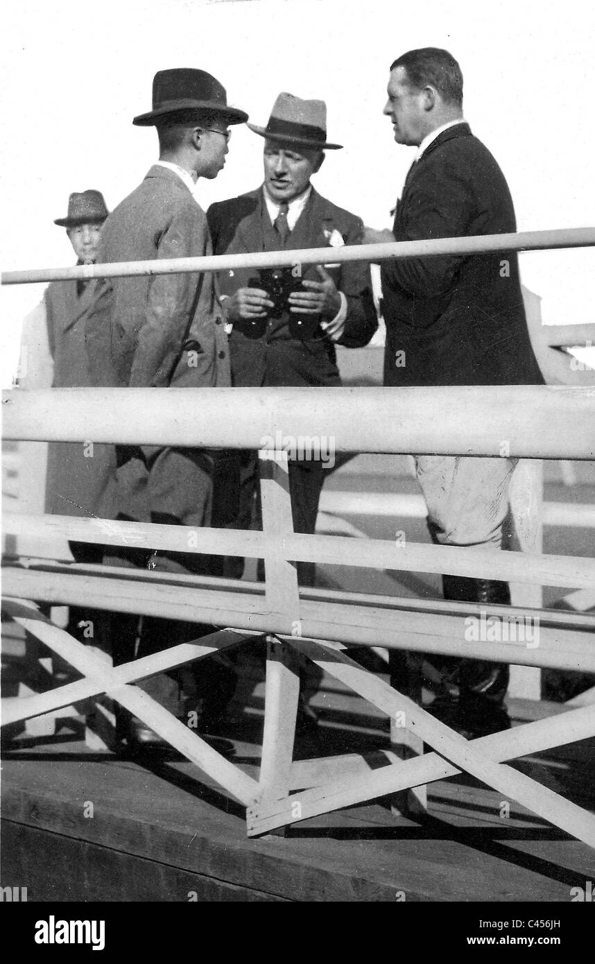 Aisin-Gioro Puyi e Johnston a Tientsin Foto Stock