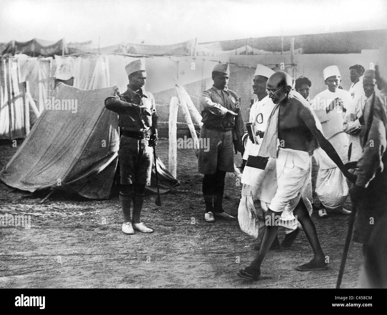 Il Mahatma Gandhi dopo il Congresso a Karachi, 1931 Foto Stock