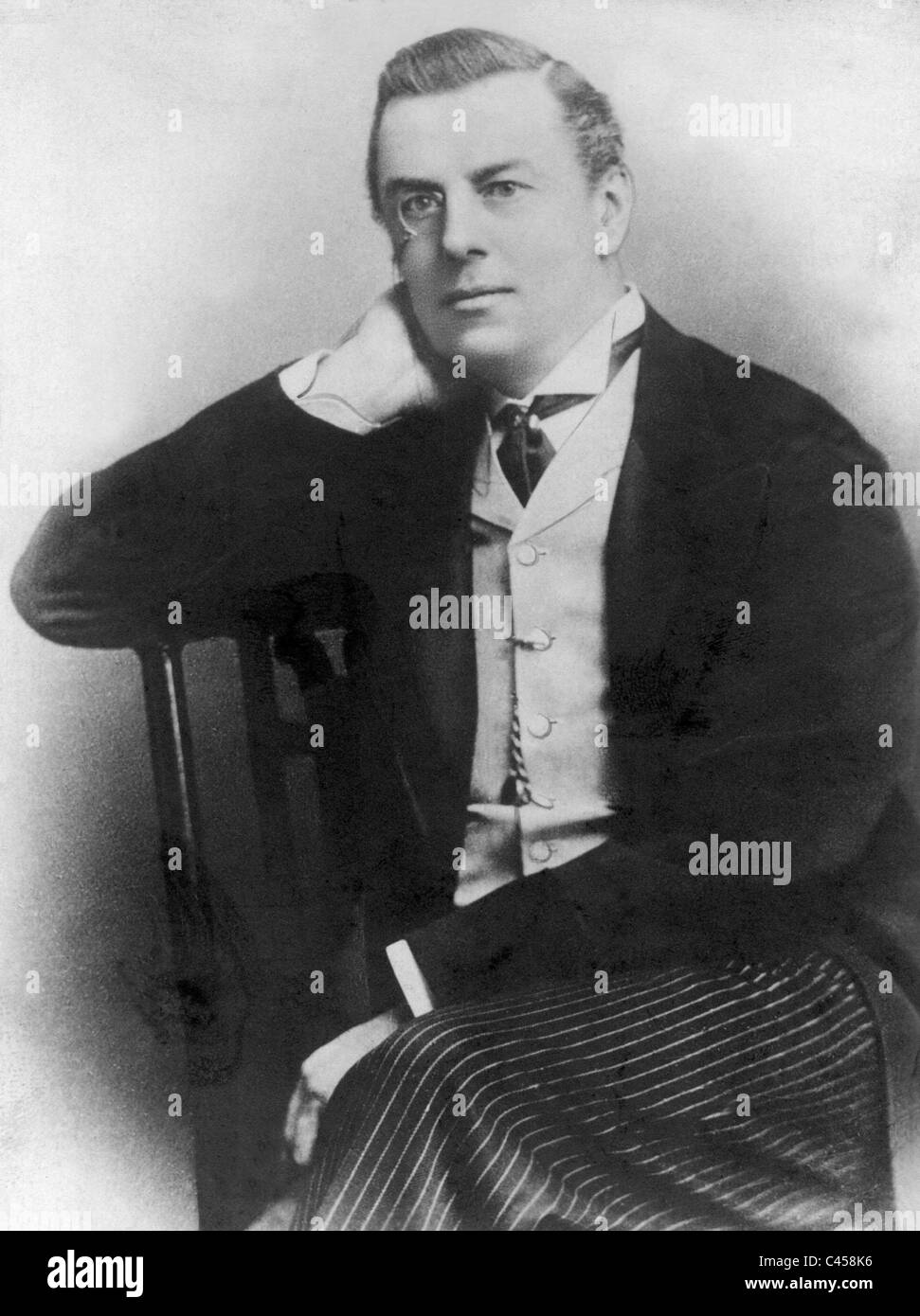 Austen Chamberlain come un giovane uomo Foto Stock