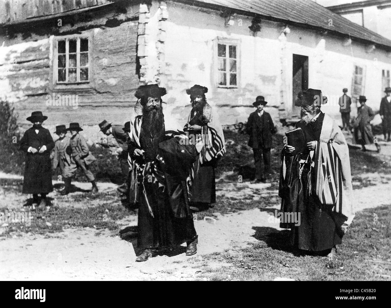 Gli ebrei in un villaggio in Galizia, 1914 Foto Stock