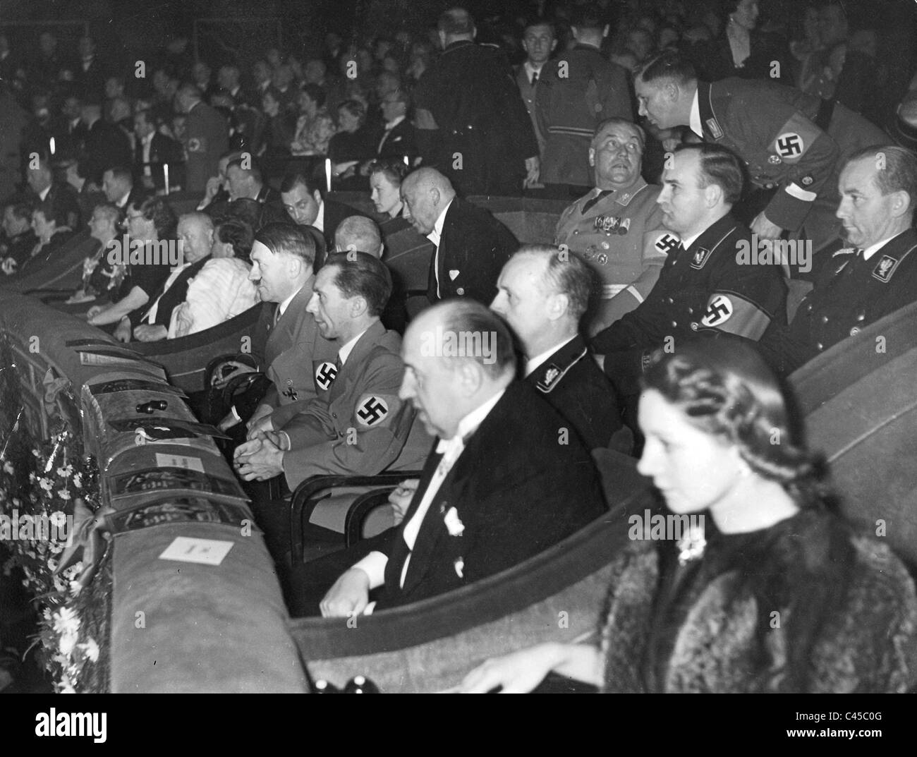 Joseph Goebbels e Hitler al premiere o Foto Stock