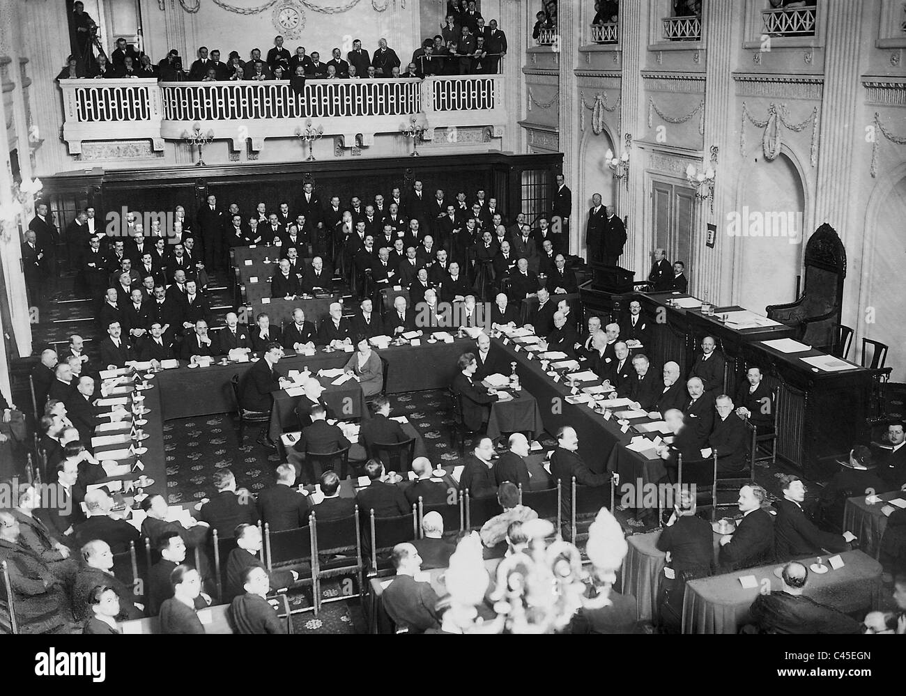 Apertura della seconda Conferenza dell' Aia, 1930 Foto Stock